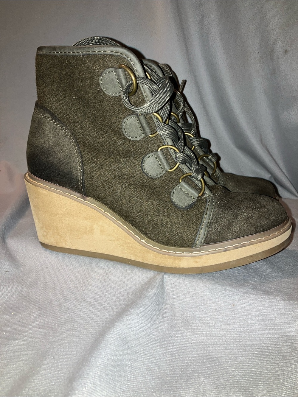 Merona Wedge Lace-Up Ankle Boots in Olive Green